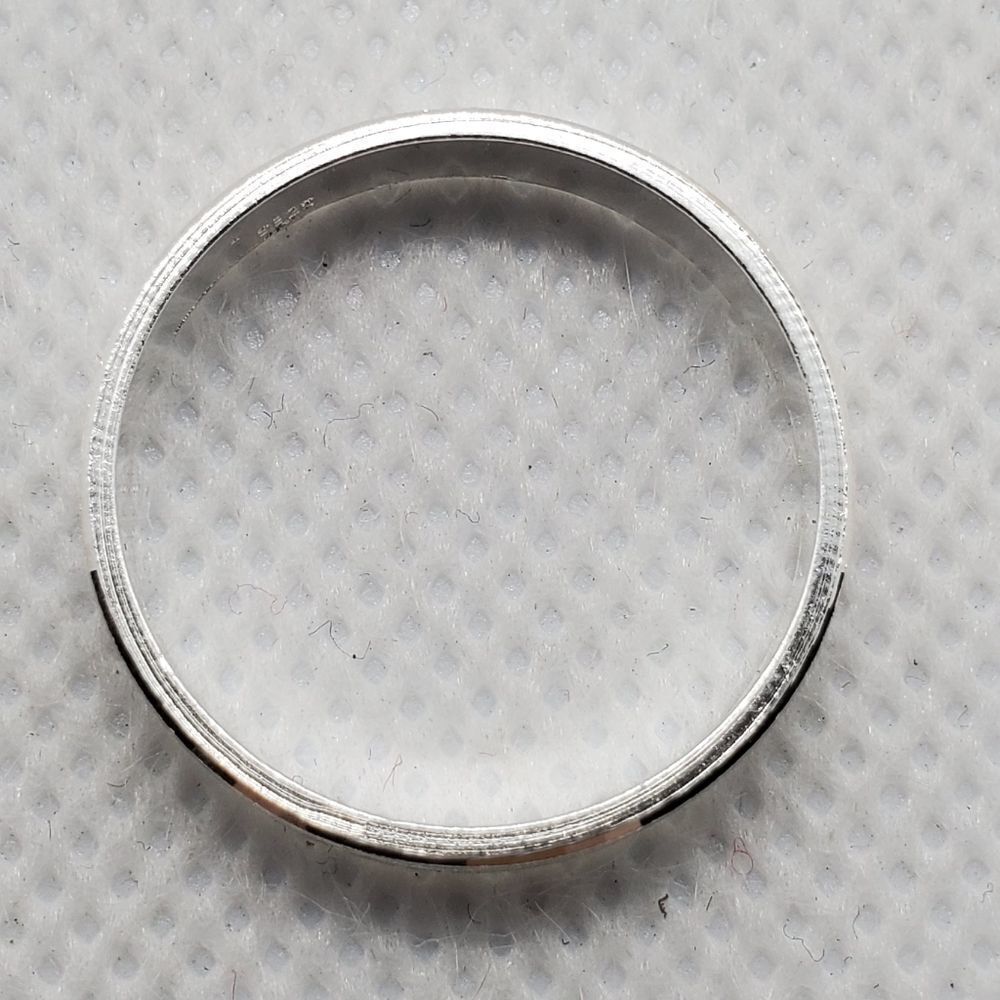 Sterling Silver Wing Patterned Ring - Picture 5 of 6